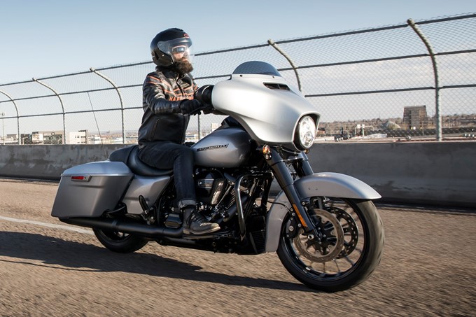 Harley-Davidson Street Glide Special