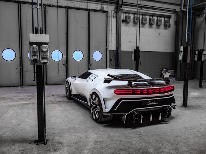Bugatti Centodieci