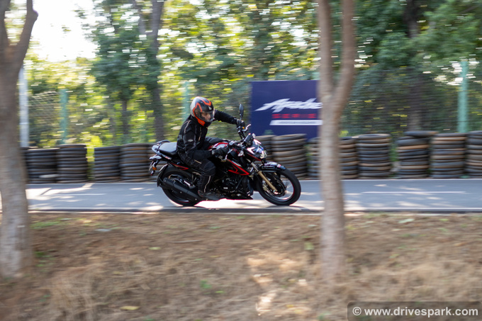 2020 TVS Apache RTR 200 4V BS-VI