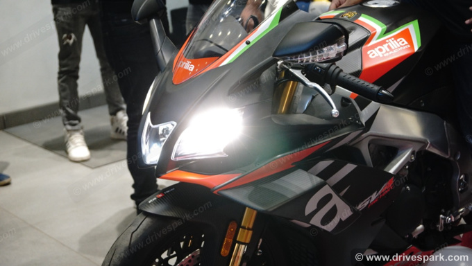 Aprillia RSV4 1100