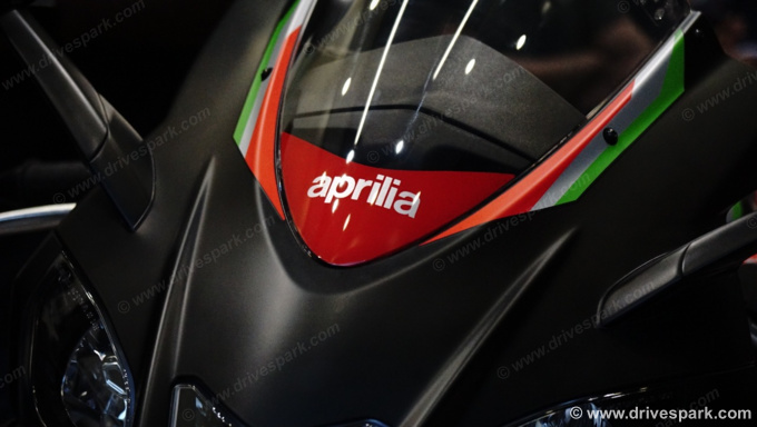 Aprillia RSV4 1100