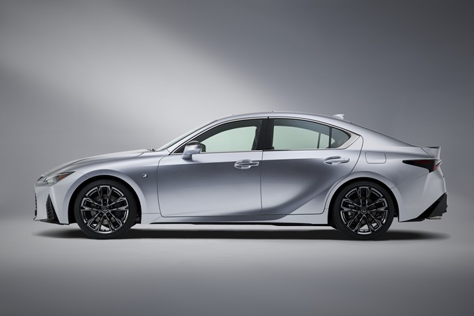 2021 Lexus IS
