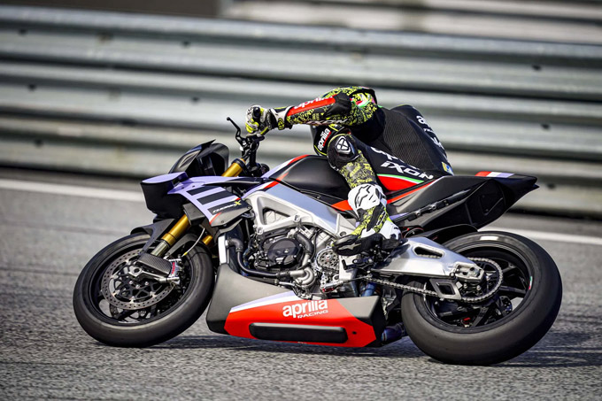 Aprilia Tuono V4 X