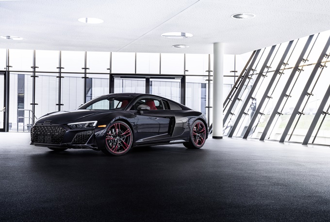 2021 Audi R8 RWD Panther Edition