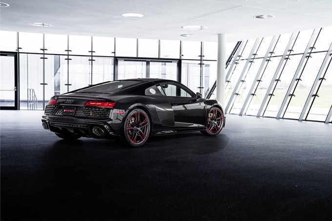2021 Audi R8 RWD Panther Edition