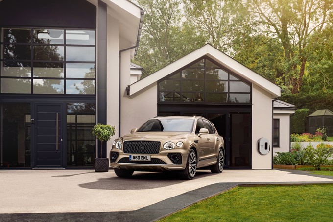 2021 Bentley Bentayga Hybrid