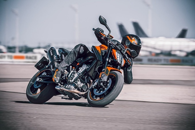 2021 KTM 890 Duke