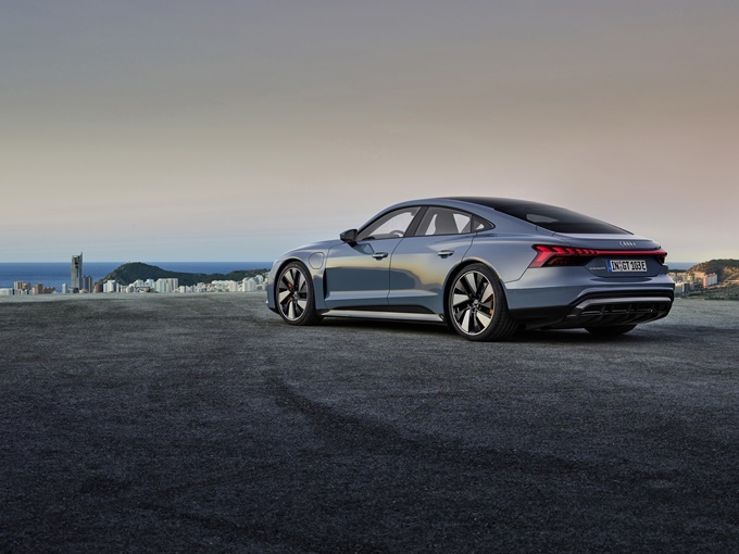 Audi e-tron GT