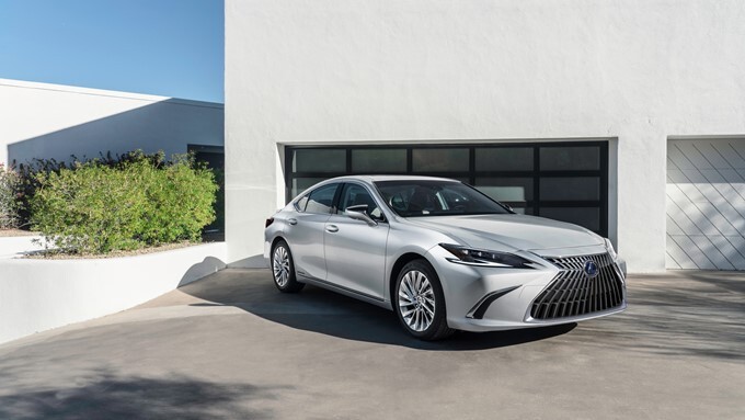 2022 Lexus ES