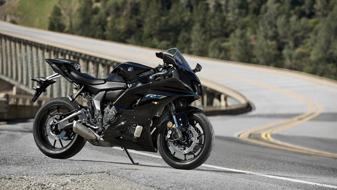 2021 Yamaha R7
