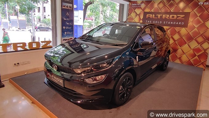 Tata Altroz Dark Edition