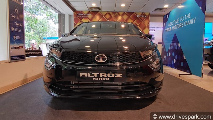 Tata Altroz Dark Edition