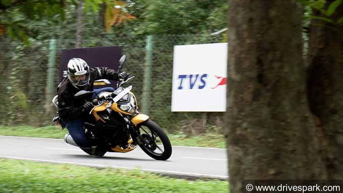 TVS Raider