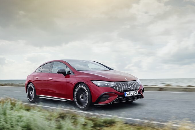 Mercedes-AMG EQE 43
