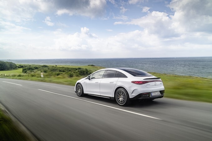 Mercedes-AMG EQE 53