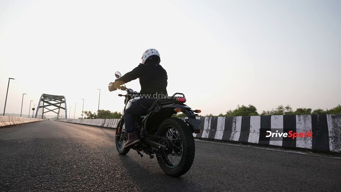 Royal Enfield Himalayan Scram 411