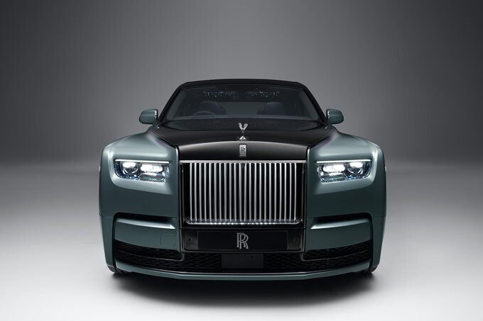2022 Rolls-Royce Phantom