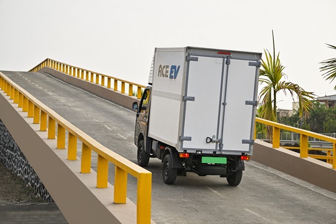Tata Ace EV