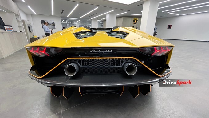 Lamborghini Aventador LP 780-4 Ultimae