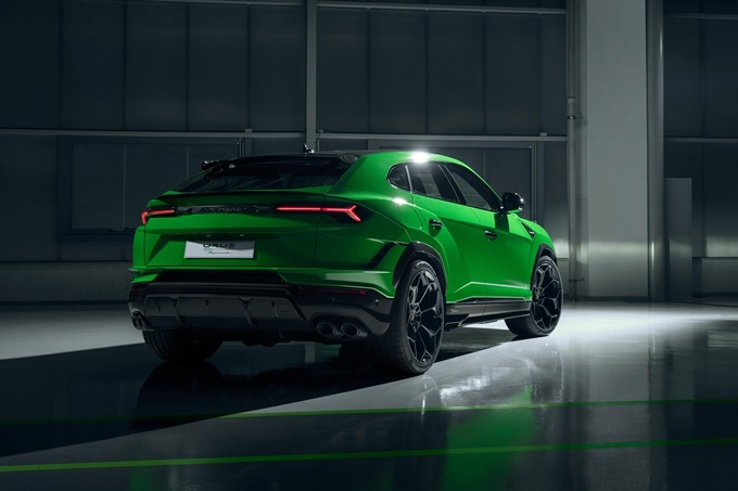 Lamborghini Urus Performante