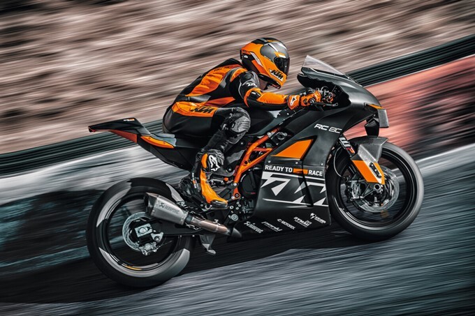 2023 KTM RC 8C
