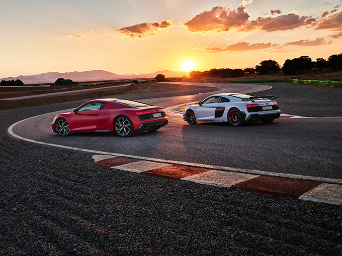 Audi R8 Coupe V10 GT RWD