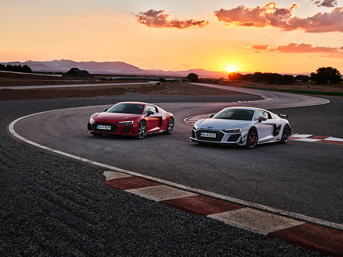 Audi R8 Coupe V10 GT RWD