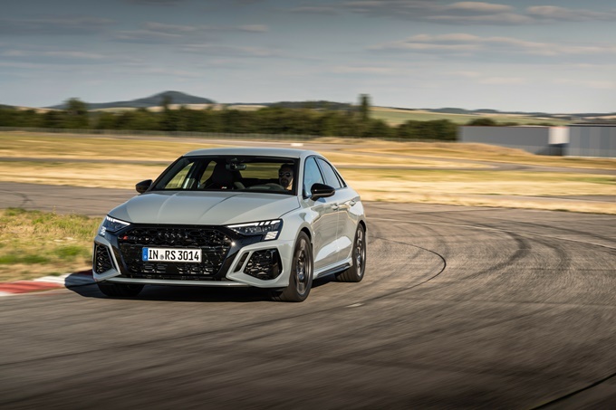 Audi RS 3 Performance Edition