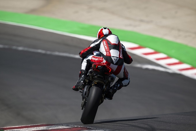 Ducati Panigale V4 R