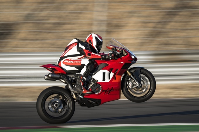 Ducati Panigale V4 R