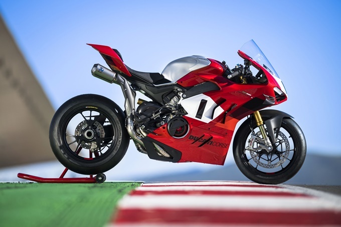 Ducati Panigale V4 R