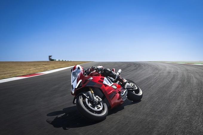 Ducati Panigale V4 R