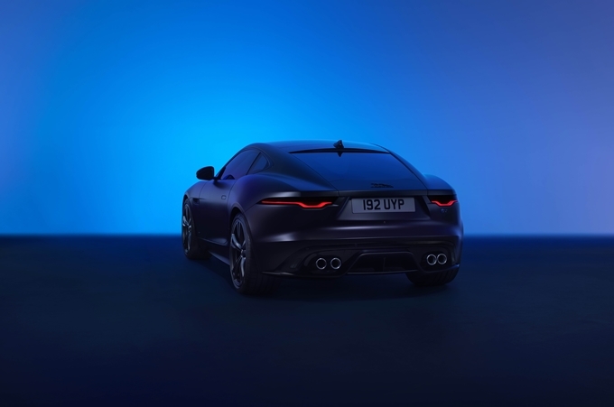 Jaguar F-Type 75