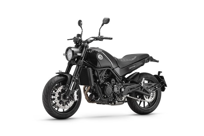 2023 Benelli Leoncino 500