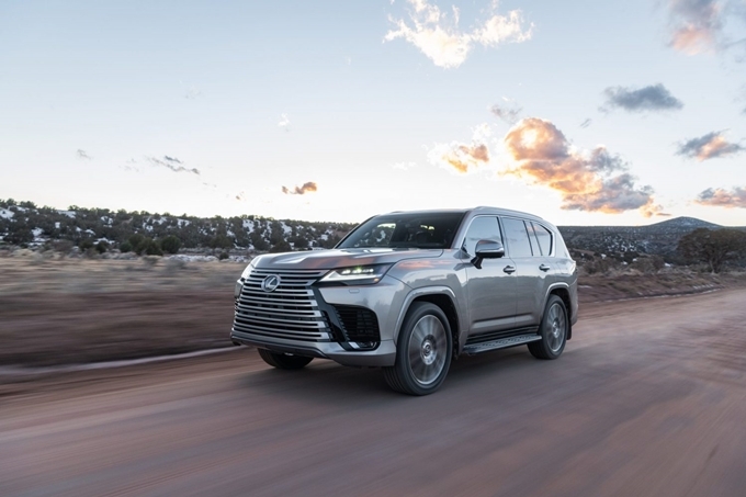 2023 Lexus LX 600