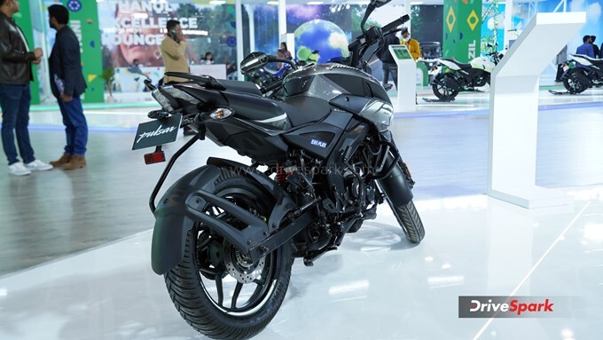 Bajaj Pulsar NS160 Flex Fuel