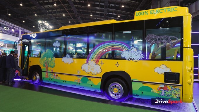 JBM e-Skoolife Electric Bus