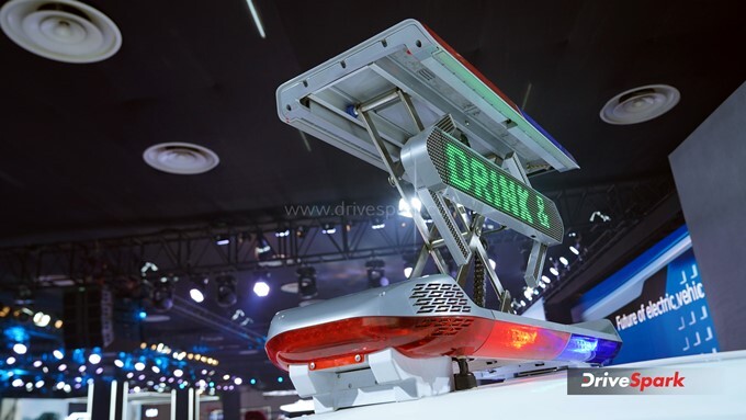 Kia Carens Police Car