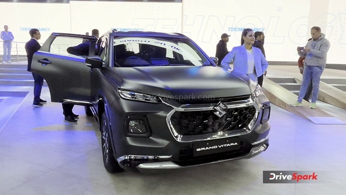 Maruti Suzuki Grand Vitara Matte Grey