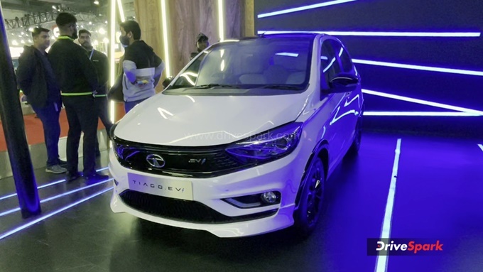 Tata Tiago EV Blitz