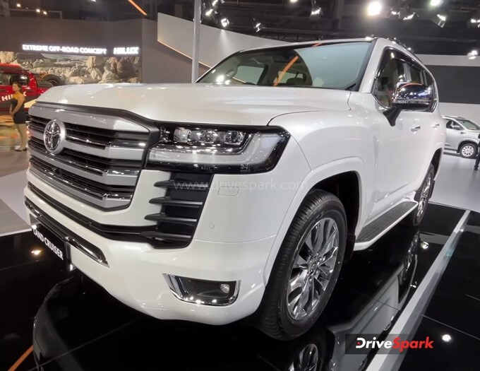 Toyota Land Cruiser LC300