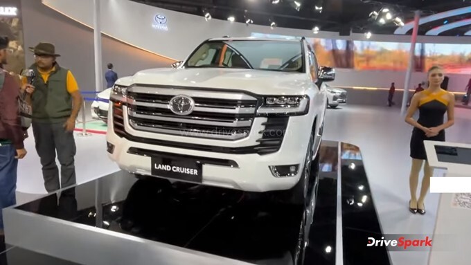 Toyota Land Cruiser LC300