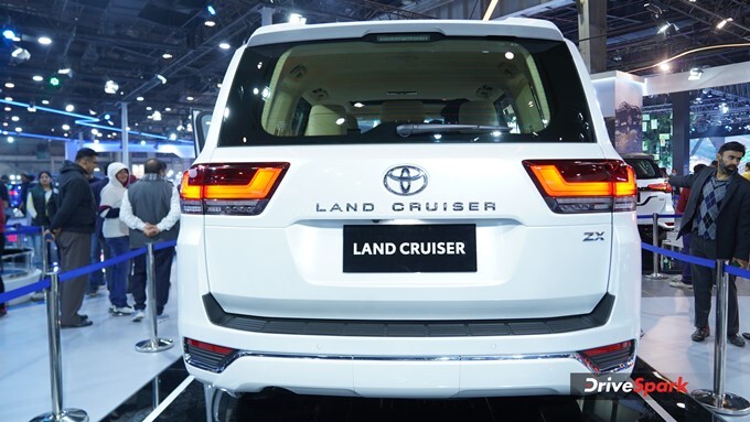 Toyota Land Cruiser LC300