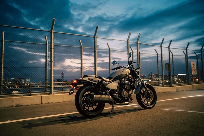 Kawasaki Eliminator 400