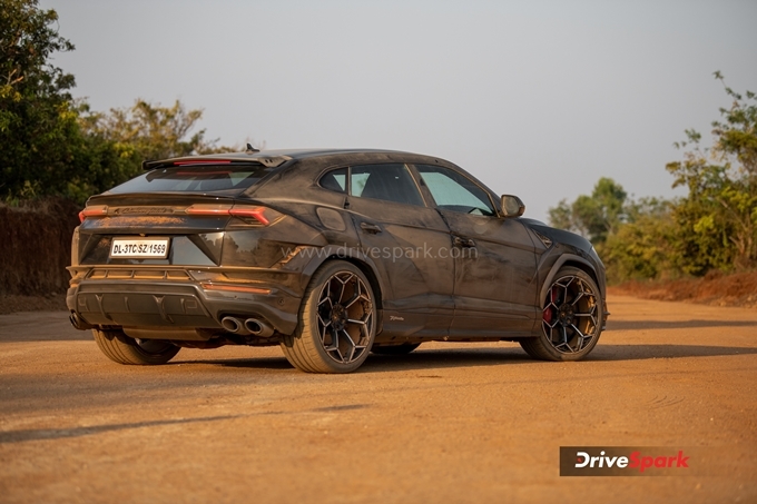 Lamborghini Urus Performante Performance Drive Bangalore