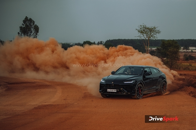 Lamborghini Urus Performante Performance Drive Bangalore