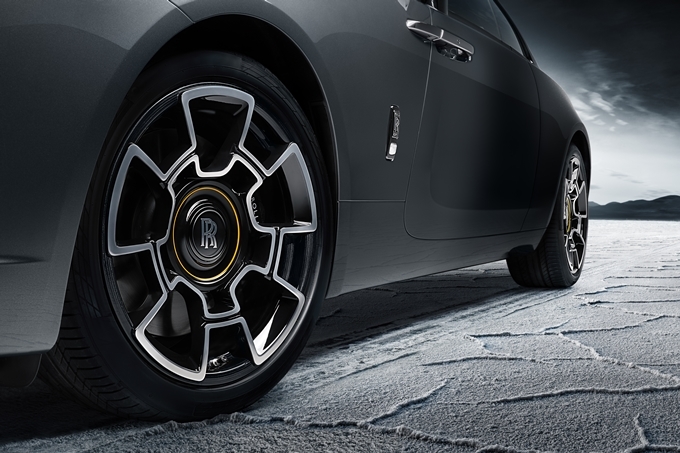 Rolls-Royce Wraith Black Arrow