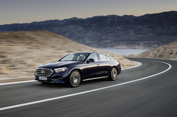 2023 Mercedes-Benz E-Class