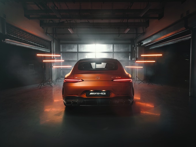 Mercedes-AMG GT 63 S E Performance