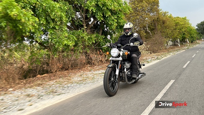 Royal Enfield Super Meteor 650 Review